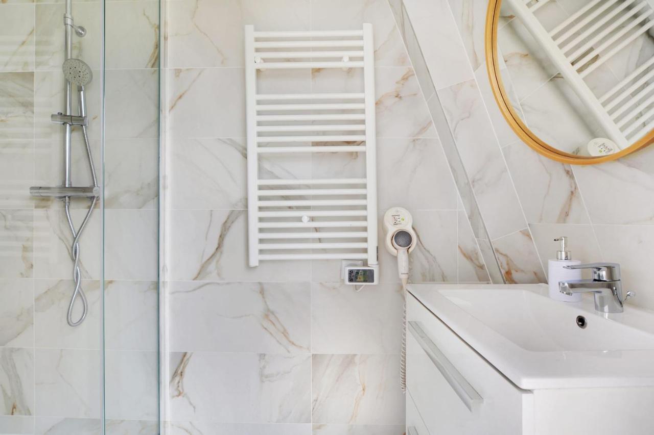 Ferienwohnung Exceptional Triplex With Terrace - Montmartre Paris Exterior foto